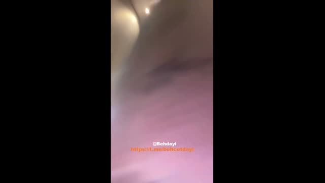 Pembe Yastikta Kalça Sallıyor · Arden İfşa - HD Porno İzle